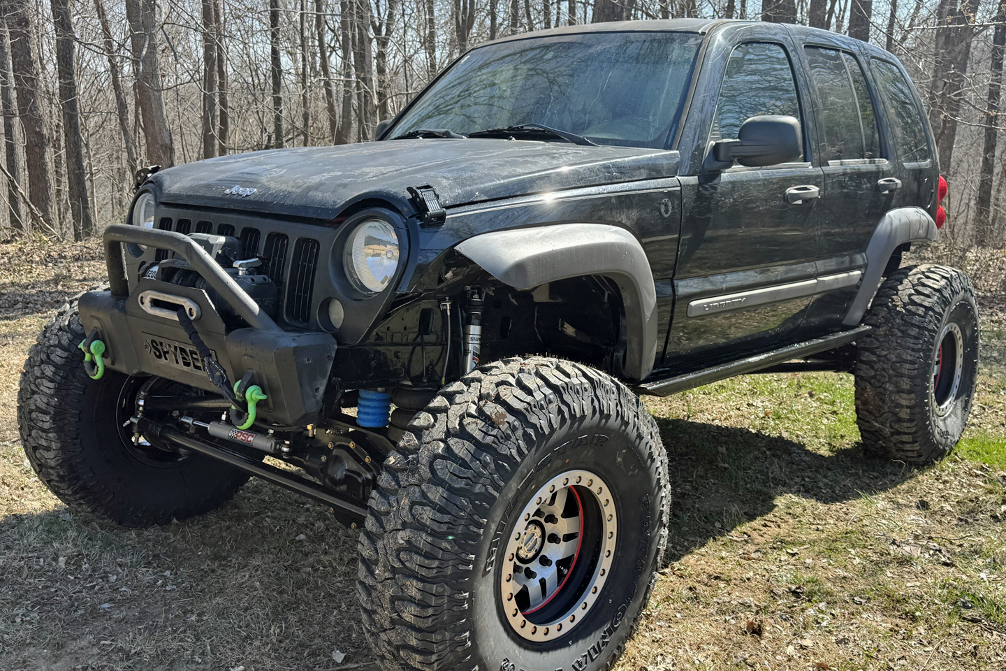 Full view of the modified Jeep Liberty project car.