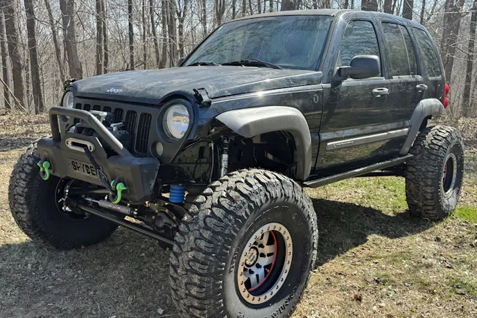 Jeep Liberty Rock Crawler: $400 Junk to 40-Inch Tires