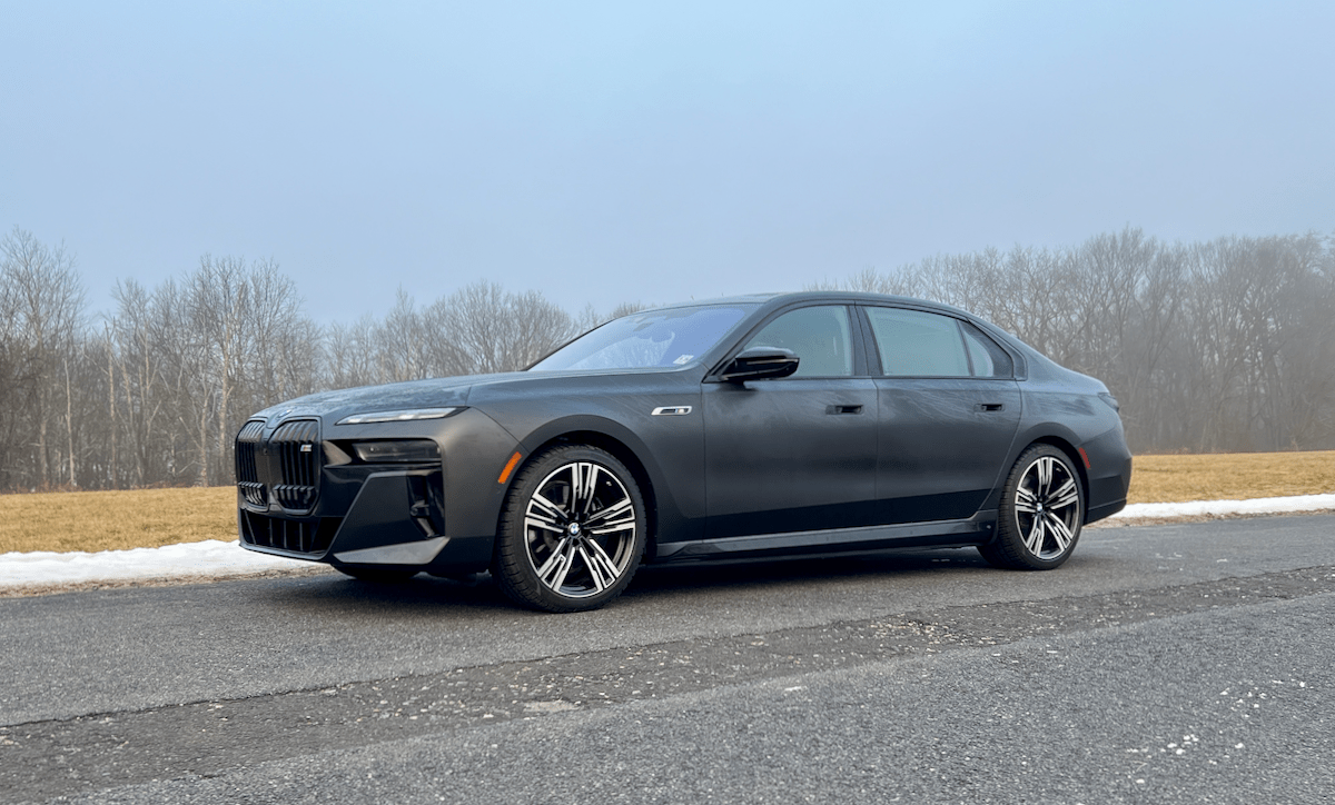 2026 BMW i7 M70 Review: The 650-HP Electric Titan That Redefines Luxury