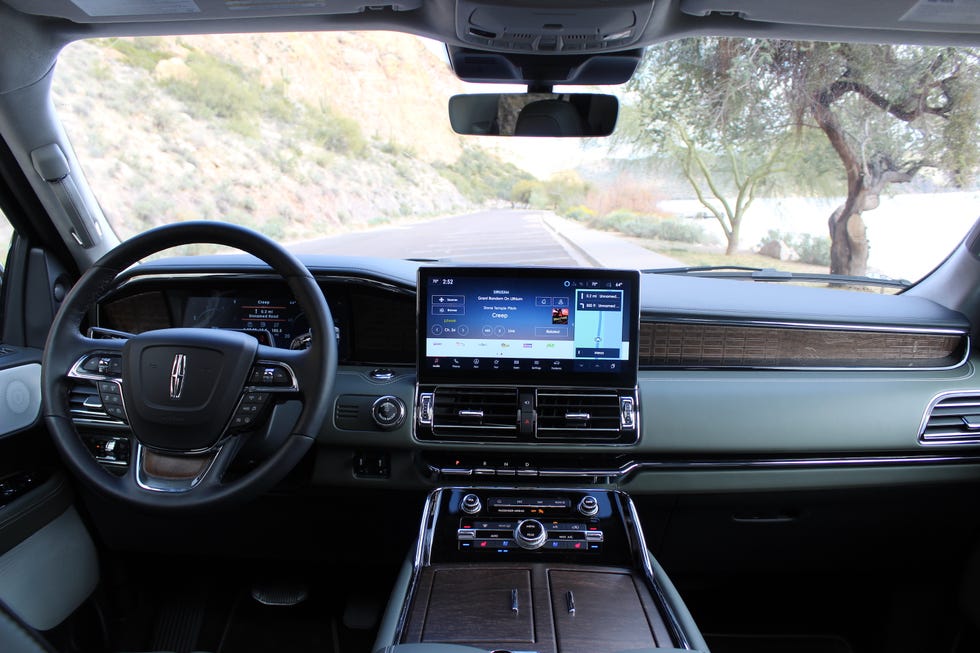 Front view of a white 2022 Lincoln Navigator Black Label.