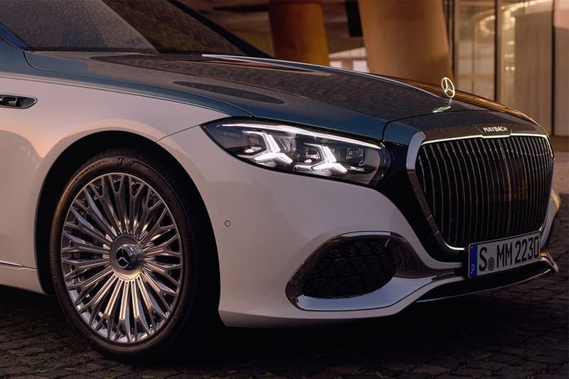 The front dashboard of the 2027 Mercedes-Maybach S-Class featuring the MBUX Superscreen glass panel.