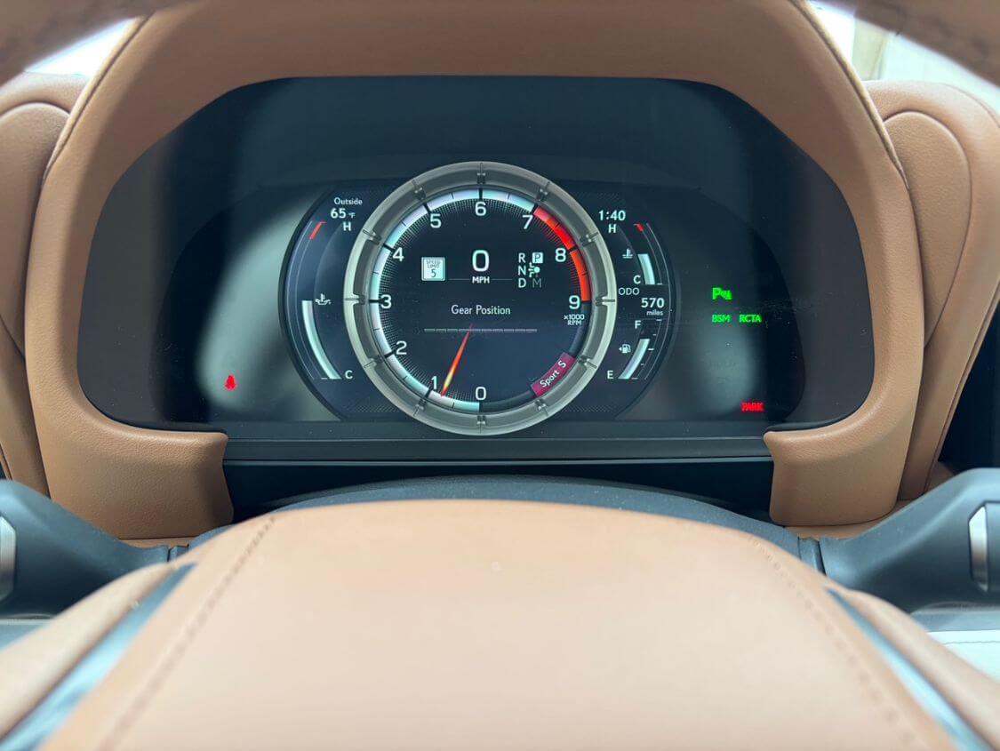 Configurable digital gauge cluster of the Lexus LC 500.