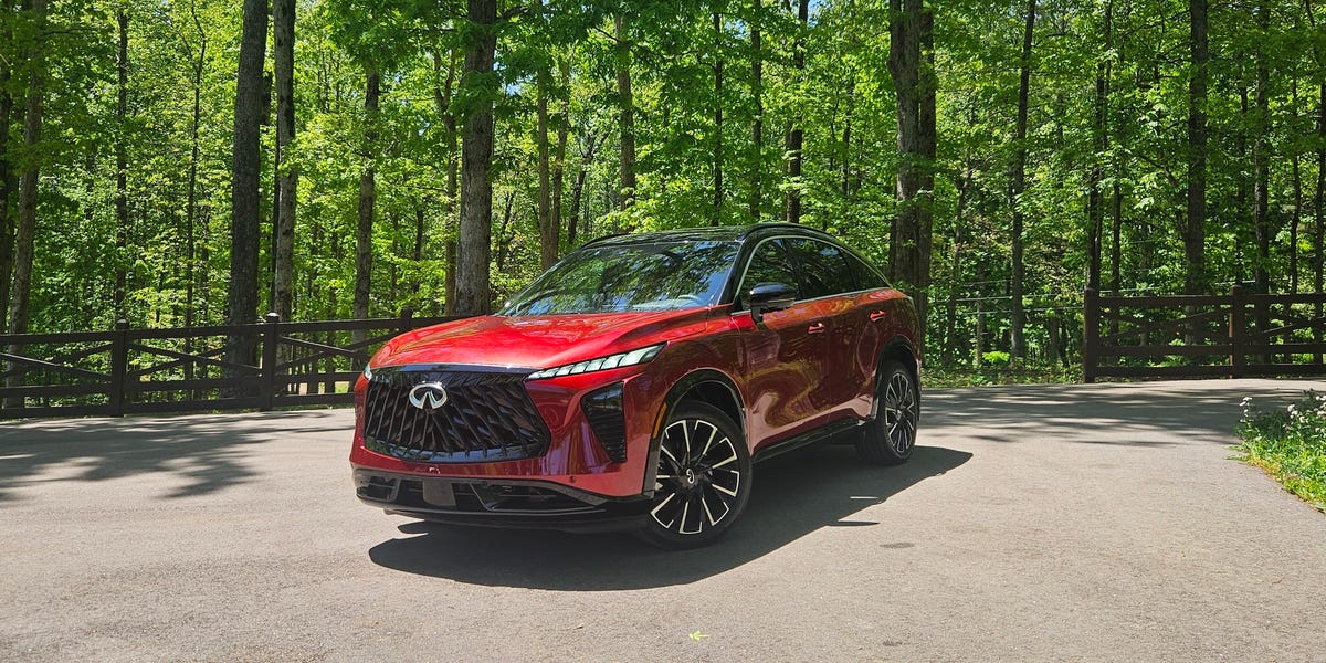 2027 Infiniti QX65 Review: Style Over Performance