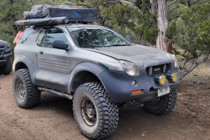Building a Modified Isuzu VehiCROSS Off-Road Beast