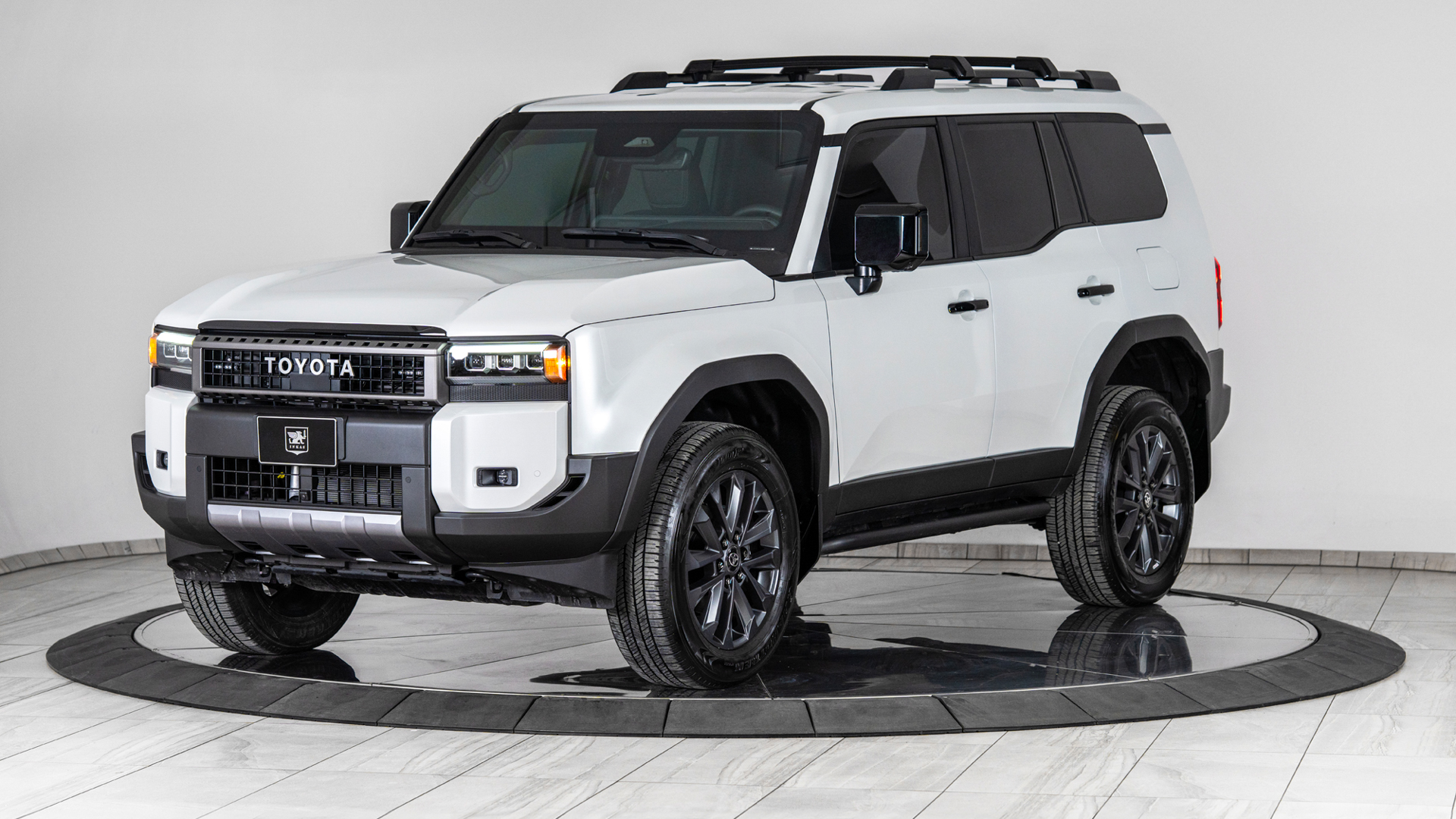 How the Armored Toyota Land Cruiser Survived an RPG Attack: The Secrets of Ballistic Protection