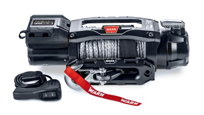 Warn ZEON XC winch equipped with gray Spydura synthetic rope