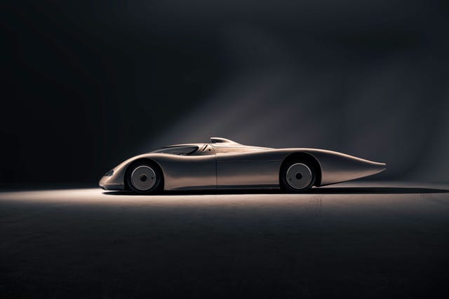 The sleek, aerodynamic Oldsmobile Aerotech experimental car.