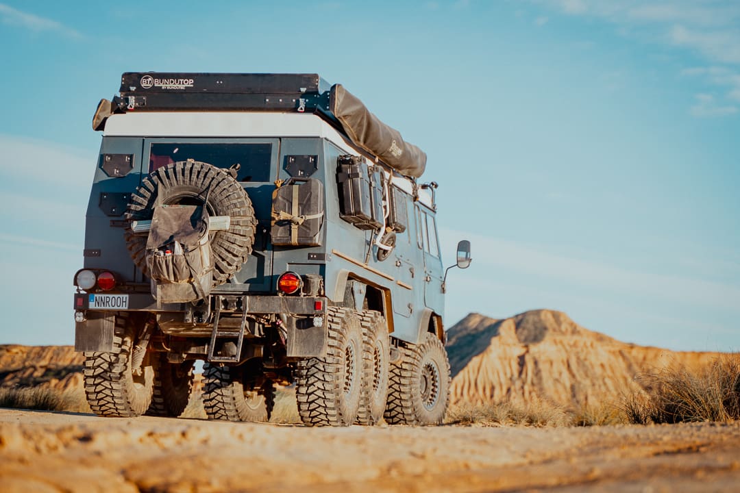 The Volvo C304 with the electric BunduTop pop-top tent fully deployed.